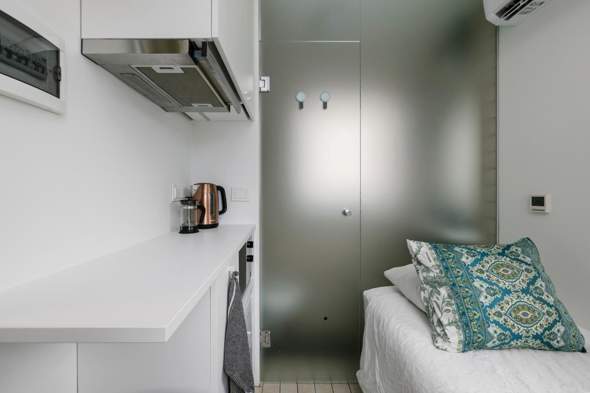 Apartment For One - White タリン エクステリア 写真